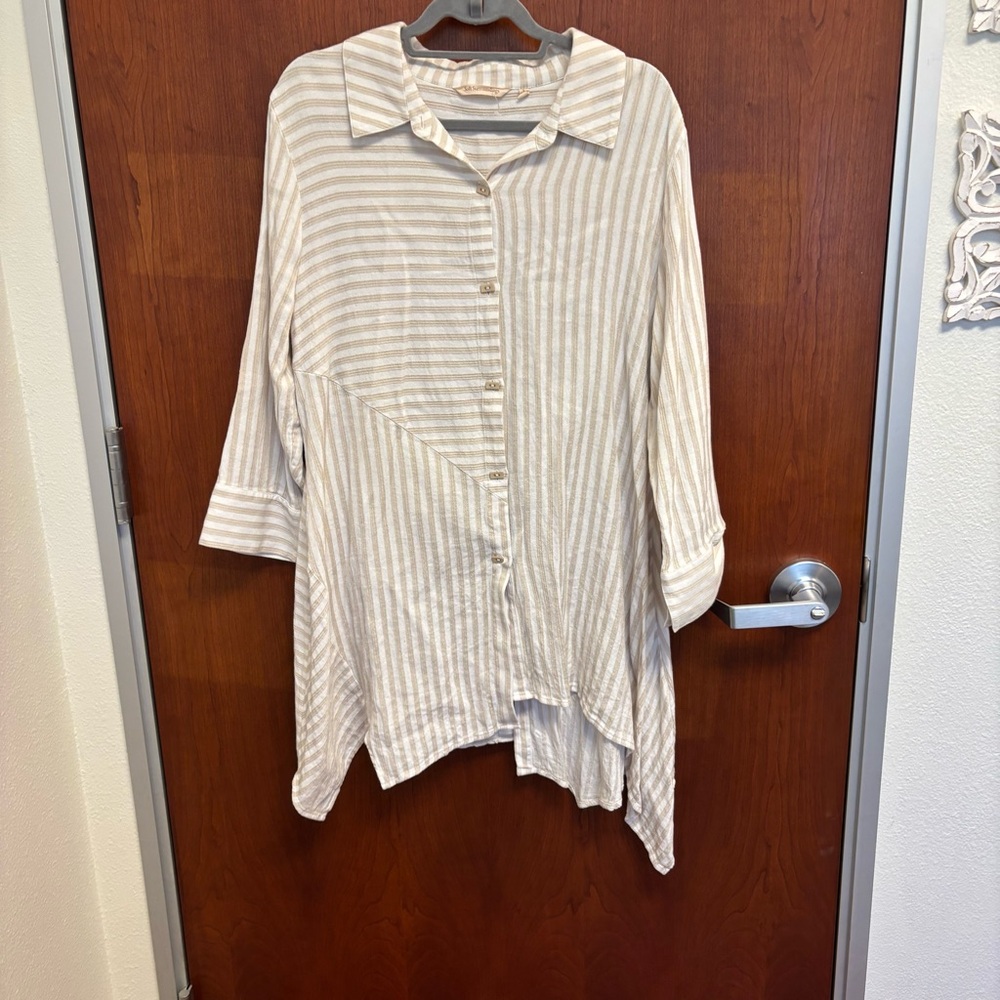 Soft Surroundings Asymmetrical Beige White Mixed Stripe Tunic Top size L